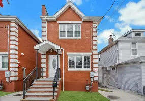 820 Hollywood Avenue, New York, NY, 3 Bedrooms Bedrooms, 6 Rooms Rooms,2 BathroomsBathrooms,Residential,For Rent,Hollywood,0,930481 820 Hollywood Avenue, New York, NY, 3 Bedrooms Bedrooms, 6 Rooms Rooms,2 BathroomsBathrooms,Residential,For Rent,Hollywood,0,930481