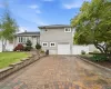 572 Benjamin Road, Babylon, NY, 3 Bedrooms Bedrooms, 8 Rooms Rooms,2 BathroomsBathrooms,Residential,For Rent,Benjamin,0,994003 572 Benjamin Road, Babylon, NY, 3 Bedrooms Bedrooms, 8 Rooms Rooms,2 BathroomsBathrooms,Residential,For Rent,Benjamin,0,994003