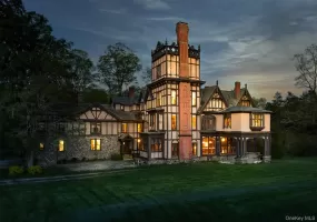 618 Quaker Hill Road, Pawling, NY, 8 Bedrooms Bedrooms, 43 Rooms Rooms,9 BathroomsBathrooms,Residential,For Rent,Quaker Hill,0,968589 618 Quaker Hill Road, Pawling, NY, 8 Bedrooms Bedrooms, 43 Rooms Rooms,9 BathroomsBathrooms,Residential,For Rent,Quaker Hill,0,968589
