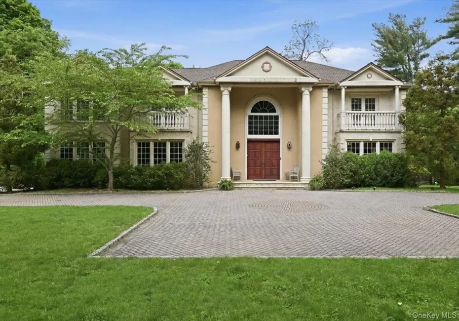 31 Cornwall Lane, North Hempstead, NY, 6 Bedrooms Bedrooms, 10 Rooms Rooms,4 BathroomsBathrooms,Residential Lease,For Rent,Cornwall,0,997062 31 Cornwall Lane, North Hempstead, NY, 6 Bedrooms Bedrooms, 10 Rooms Rooms,4 BathroomsBathrooms,Residential Lease,For Rent,Cornwall,0,997062