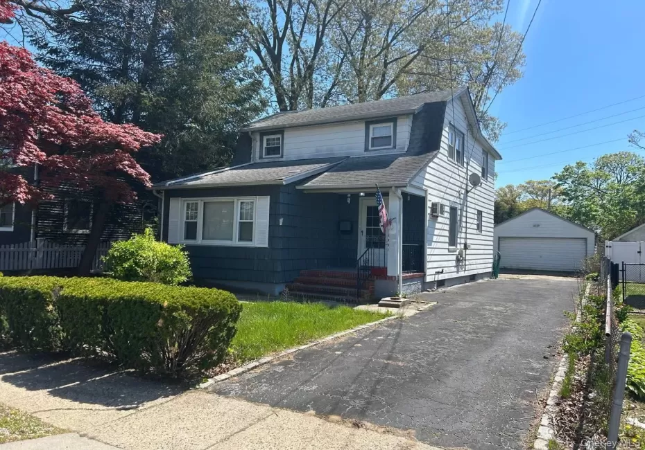 9 Prospect Avenue, Hempstead, NY, 4 Bedrooms Bedrooms, 8 Rooms Rooms,2 BathroomsBathrooms,Residential,For Rent,Prospect,0,KEY999869 9 Prospect Avenue, Hempstead, NY, 4 Bedrooms Bedrooms, 8 Rooms Rooms,2 BathroomsBathrooms,Residential,For Rent,Prospect,0,KEY999869