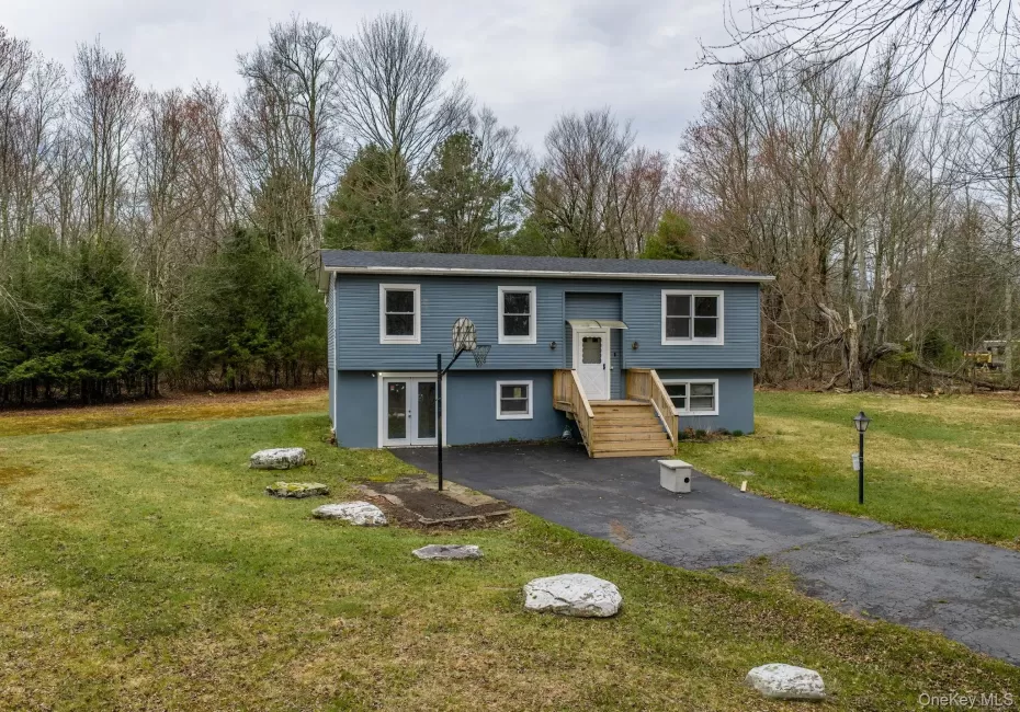 39 Dingle Daisy Road, Thompson, NY, 5 Bedrooms Bedrooms, 10 Rooms Rooms,2 BathroomsBathrooms,Residential,For Rent,Dingle Daisy,0,993047 39 Dingle Daisy Road, Thompson, NY, 5 Bedrooms Bedrooms, 10 Rooms Rooms,2 BathroomsBathrooms,Residential,For Rent,Dingle Daisy,0,993047