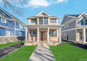143 Emerson Avenue, North Hempstead, NY, 4 Bedrooms Bedrooms, 7 Rooms Rooms,2 BathroomsBathrooms,Residential,For Rent,Emerson,0,999792 143 Emerson Avenue, North Hempstead, NY, 4 Bedrooms Bedrooms, 7 Rooms Rooms,2 BathroomsBathrooms,Residential,For Rent,Emerson,0,999792