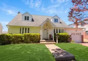 31 Stoothoff Drive, North Hempstead, NY, 4 Bedrooms Bedrooms, 10 Rooms Rooms,3 BathroomsBathrooms,Residential,For Rent,Stoothoff,0,000008 31 Stoothoff Drive, North Hempstead, NY, 4 Bedrooms Bedrooms, 10 Rooms Rooms,3 BathroomsBathrooms,Residential,For Rent,Stoothoff,0,000008