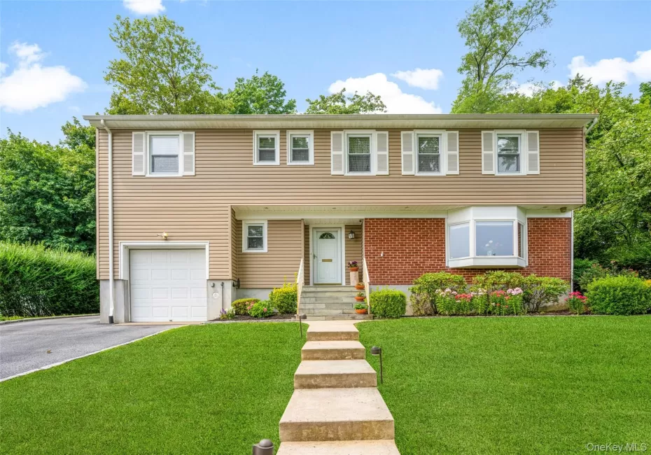 5 Oakridge Road, Greenburgh, NY, 3 Bedrooms Bedrooms, 8 Rooms Rooms,2 BathroomsBathrooms,Residential,For Rent,Oakridge,0,998776 5 Oakridge Road, Greenburgh, NY, 3 Bedrooms Bedrooms, 8 Rooms Rooms,2 BathroomsBathrooms,Residential,For Rent,Oakridge,0,998776