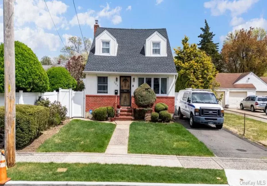 283 Hawthorne Avenue, Hempstead, NY, 4 Bedrooms Bedrooms, 12 Rooms Rooms,2 BathroomsBathrooms,Residential,For Rent,Hawthorne,0,988998 283 Hawthorne Avenue, Hempstead, NY, 4 Bedrooms Bedrooms, 12 Rooms Rooms,2 BathroomsBathrooms,Residential,For Rent,Hawthorne,0,988998