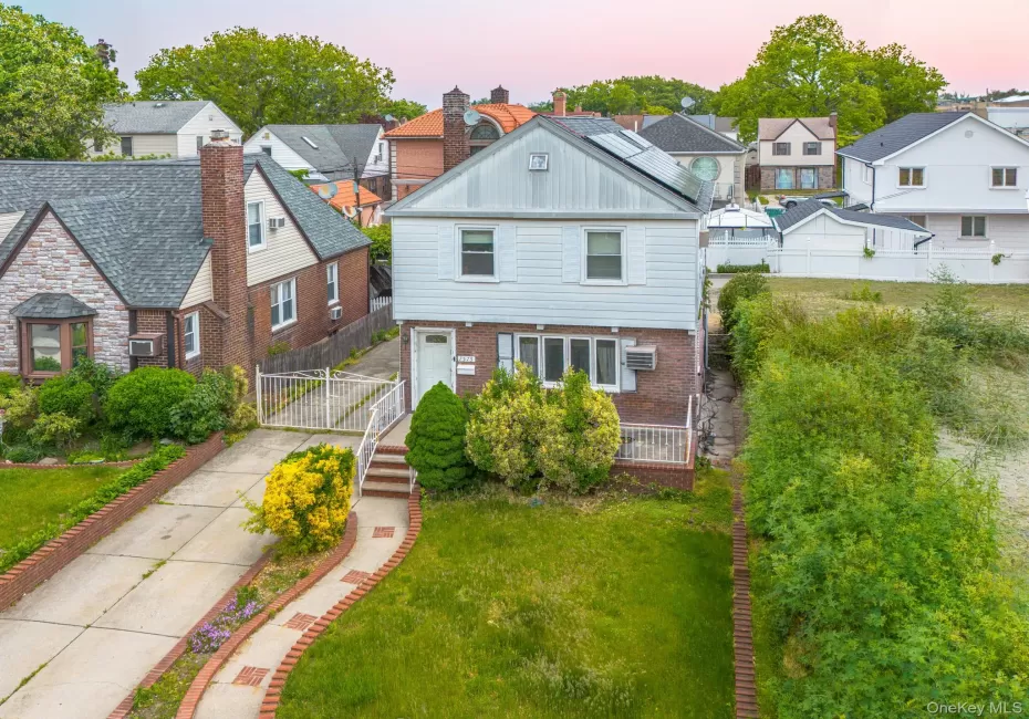 75-75 180th Street, New York, NY, 4 Bedrooms Bedrooms, 7 Rooms Rooms,2 BathroomsBathrooms,Residential,For Rent,180th,0,1000409 75-75 180th Street, New York, NY, 4 Bedrooms Bedrooms, 7 Rooms Rooms,2 BathroomsBathrooms,Residential,For Rent,180th,0,1000409