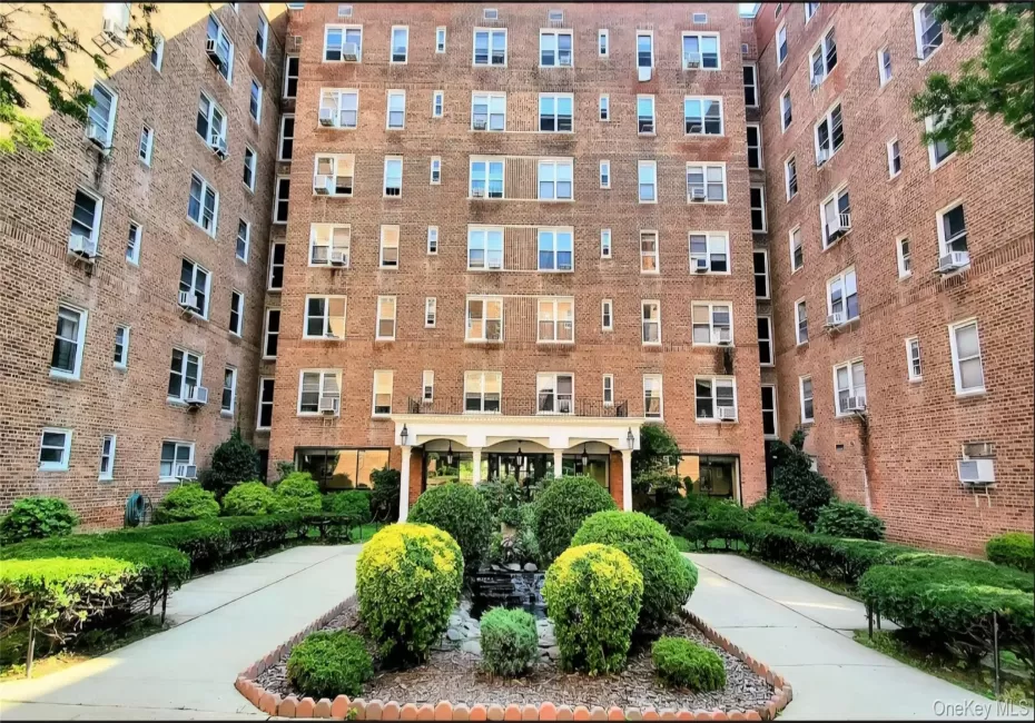105-37 64th Avenue, New York, NY, 2 Rooms Rooms,1 BathroomBathrooms,Residential,For Rent,64th,0,967893 105-37 64th Avenue, New York, NY, 2 Rooms Rooms,1 BathroomBathrooms,Residential,For Rent,64th,0,967893