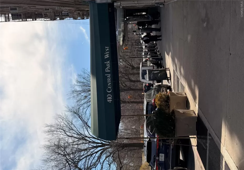 410 Central Park, New York, NY, 1 Bedroom Bedrooms, 2 Rooms Rooms,1 BathroomBathrooms,Residential,For Rent,Central Park,0,971900 410 Central Park, New York, NY, 1 Bedroom Bedrooms, 2 Rooms Rooms,1 BathroomBathrooms,Residential,For Rent,Central Park,0,971900