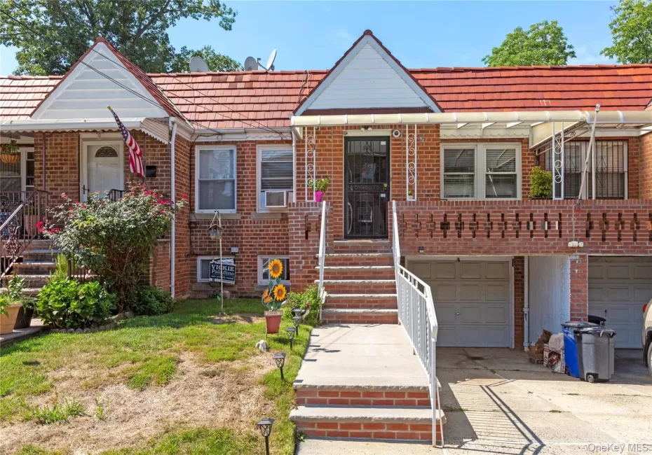 2904 164th Street, New York, NY, 3 Bedrooms Bedrooms, 8 Rooms Rooms,2 BathroomsBathrooms,Residential,For Rent,164th,0,990567 2904 164th Street, New York, NY, 3 Bedrooms Bedrooms, 8 Rooms Rooms,2 BathroomsBathrooms,Residential,For Rent,164th,0,990567