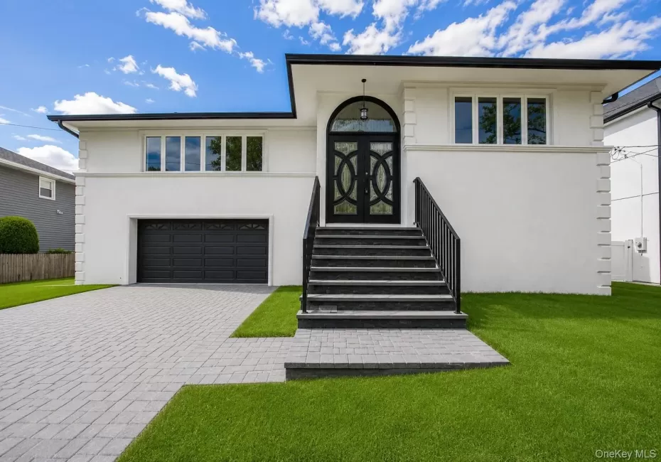 988 Westwood Road, Hempstead, NY, 4 Bedrooms Bedrooms, 8 Rooms Rooms,3 BathroomsBathrooms,Residential,For Rent,Westwood,0,KEY1000413 988 Westwood Road, Hempstead, NY, 4 Bedrooms Bedrooms, 8 Rooms Rooms,3 BathroomsBathrooms,Residential,For Rent,Westwood,0,KEY1000413