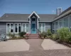 Plenty of parking! Charming Entry Plenty of parking! Charming Entry