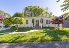1407 Middle Road, Brookhaven, NY, 2 Bedrooms Bedrooms, 6 Rooms Rooms,2 BathroomsBathrooms,Residential,For Rent,Middle,0,995626 1407 Middle Road, Brookhaven, NY, 2 Bedrooms Bedrooms, 6 Rooms Rooms,2 BathroomsBathrooms,Residential,For Rent,Middle,0,995626