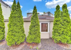 16 Cyrus Avenue, New York, NY, 3 Bedrooms Bedrooms, 5 Rooms Rooms,1 BathroomBathrooms,Residential,For Rent,Cyrus,0,000151 16 Cyrus Avenue, New York, NY, 3 Bedrooms Bedrooms, 5 Rooms Rooms,1 BathroomBathrooms,Residential,For Rent,Cyrus,0,000151