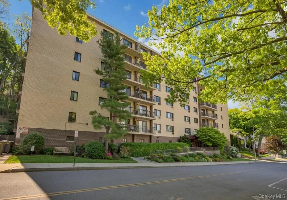 108 Sagamore Road, Eastchester, NY, 1 Bedroom Bedrooms, 4 Rooms Rooms,1 BathroomBathrooms,Residential,For Rent,Sagamore,0,000069 108 Sagamore Road, Eastchester, NY, 1 Bedroom Bedrooms, 4 Rooms Rooms,1 BathroomBathrooms,Residential,For Rent,Sagamore,0,000069