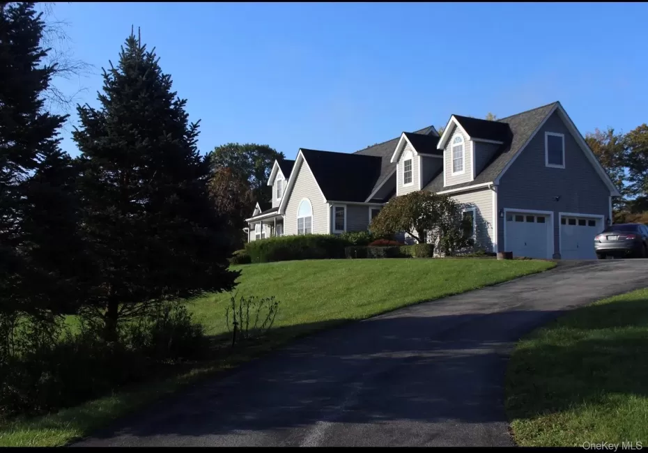 12 Neveles Pride Court, Crawford, NY, 4 Bedrooms Bedrooms, 10 Rooms Rooms,2 BathroomsBathrooms,Residential,For Rent,Neveles Pride,0,KEY954273 12 Neveles Pride Court, Crawford, NY, 4 Bedrooms Bedrooms, 10 Rooms Rooms,2 BathroomsBathrooms,Residential,For Rent,Neveles Pride,0,KEY954273