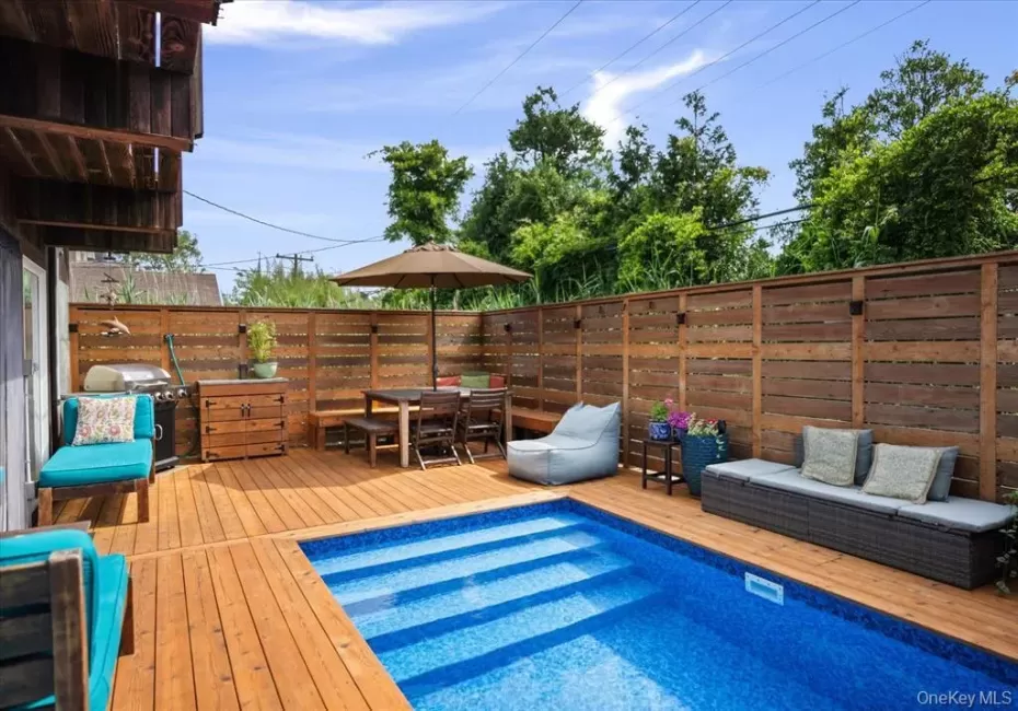 17 Bungalow Walk, Islip, NY, 4 Bedrooms Bedrooms, 6 Rooms Rooms,2 BathroomsBathrooms,Residential,For Rent,Bungalow,0,986562 17 Bungalow Walk, Islip, NY, 4 Bedrooms Bedrooms, 6 Rooms Rooms,2 BathroomsBathrooms,Residential,For Rent,Bungalow,0,986562