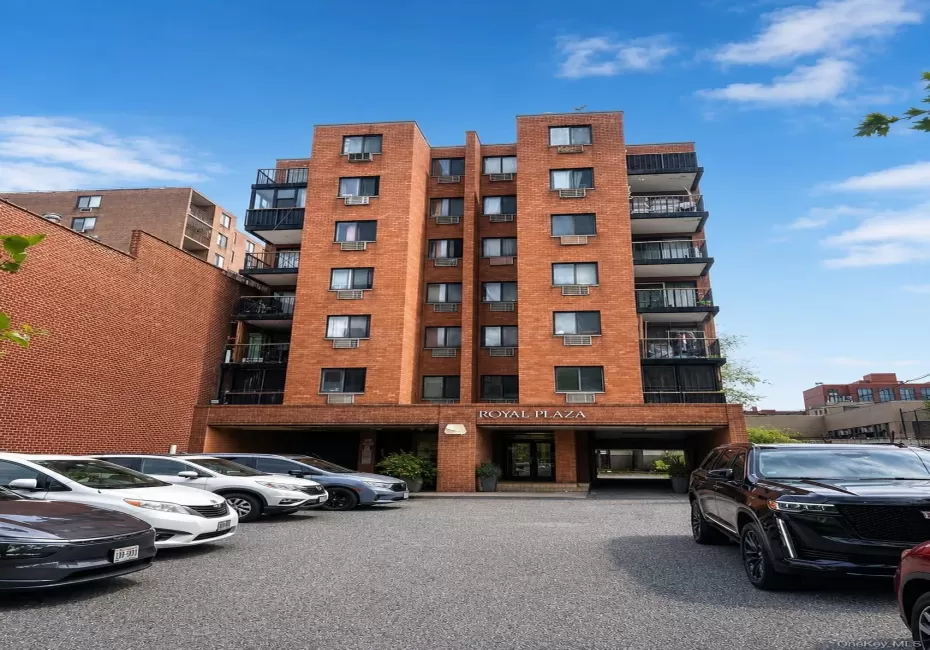 14468 38th Avenue, New York, NY, 2 Bedrooms Bedrooms, 3 Rooms Rooms,1 BathroomBathrooms,Residential,For Rent,38th,0,999976 14468 38th Avenue, New York, NY, 2 Bedrooms Bedrooms, 3 Rooms Rooms,1 BathroomBathrooms,Residential,For Rent,38th,0,999976