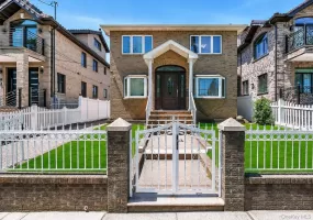 15-38 150th Street, New York, NY, 4 Bedrooms Bedrooms, 10 Rooms Rooms,3 BathroomsBathrooms,Residential,For Rent,150th,0,KEY1000391 15-38 150th Street, New York, NY, 4 Bedrooms Bedrooms, 10 Rooms Rooms,3 BathroomsBathrooms,Residential,For Rent,150th,0,KEY1000391