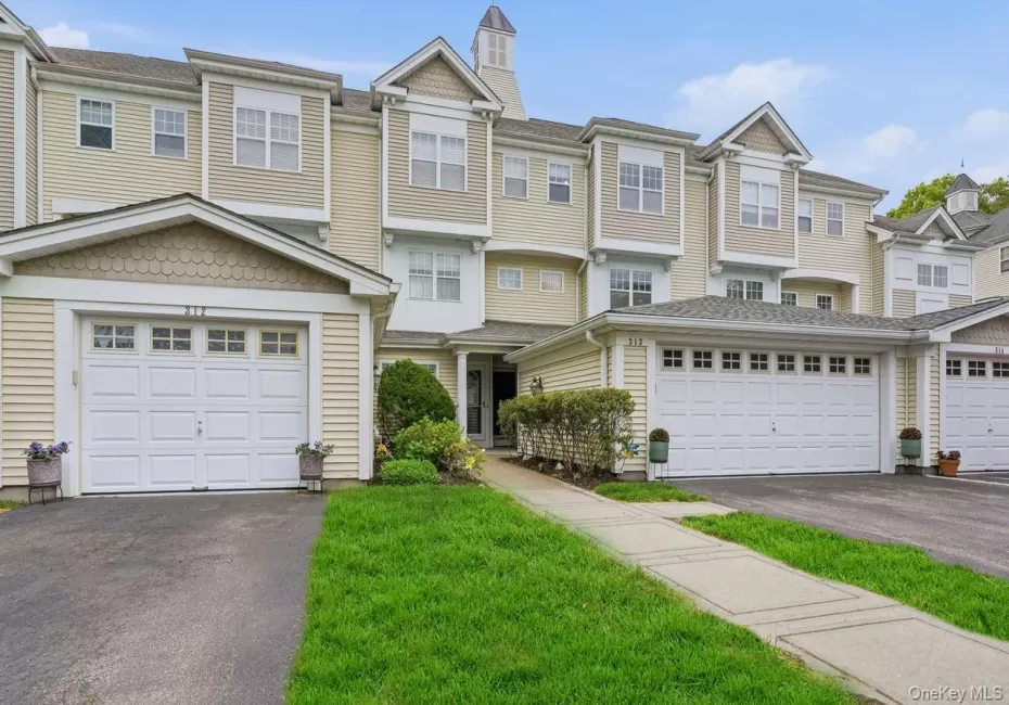 324 Viewpoint Terrace, Peekskill, NY, 2 Bedrooms Bedrooms, 5 Rooms Rooms,2 BathroomsBathrooms,Residential,For Rent,Viewpoint,0,KEY999719 324 Viewpoint Terrace, Peekskill, NY, 2 Bedrooms Bedrooms, 5 Rooms Rooms,2 BathroomsBathrooms,Residential,For Rent,Viewpoint,0,KEY999719