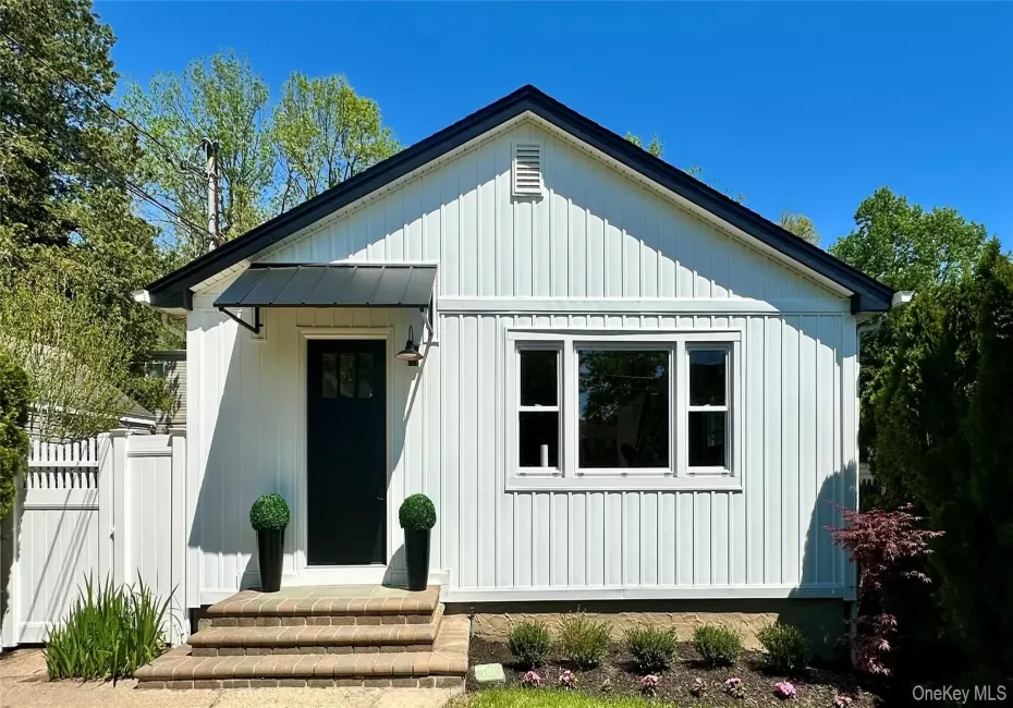 47 Norwich Street, Huntington, NY, 3 Bedrooms Bedrooms, 8 Rooms Rooms,2 BathroomsBathrooms,Residential,For Rent,Norwich,0,1000479 47 Norwich Street, Huntington, NY, 3 Bedrooms Bedrooms, 8 Rooms Rooms,2 BathroomsBathrooms,Residential,For Rent,Norwich,0,1000479
