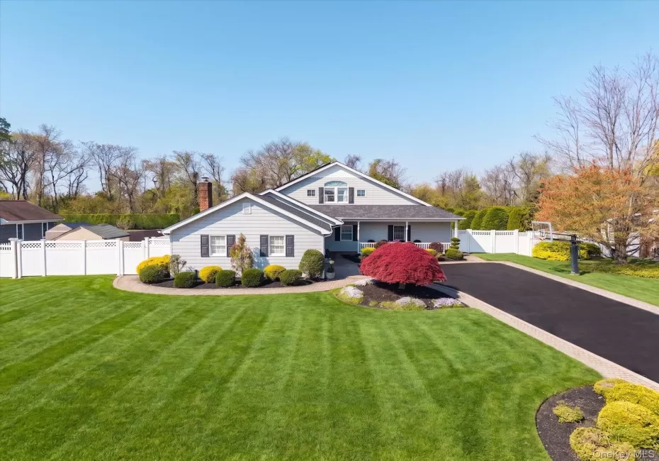88 Pace Drive, Islip, NY, 5 Bedrooms Bedrooms, 11 Rooms Rooms,4 BathroomsBathrooms,Residential,For Rent,Pace,0,995450 88 Pace Drive, Islip, NY, 5 Bedrooms Bedrooms, 11 Rooms Rooms,4 BathroomsBathrooms,Residential,For Rent,Pace,0,995450