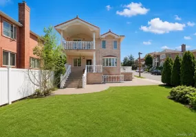 24809 Rushmore Avenue, New York, NY, 4 Bedrooms Bedrooms, 10 Rooms Rooms,3 BathroomsBathrooms,Residential,For Rent,Rushmore,0,000129 24809 Rushmore Avenue, New York, NY, 4 Bedrooms Bedrooms, 10 Rooms Rooms,3 BathroomsBathrooms,Residential,For Rent,Rushmore,0,000129