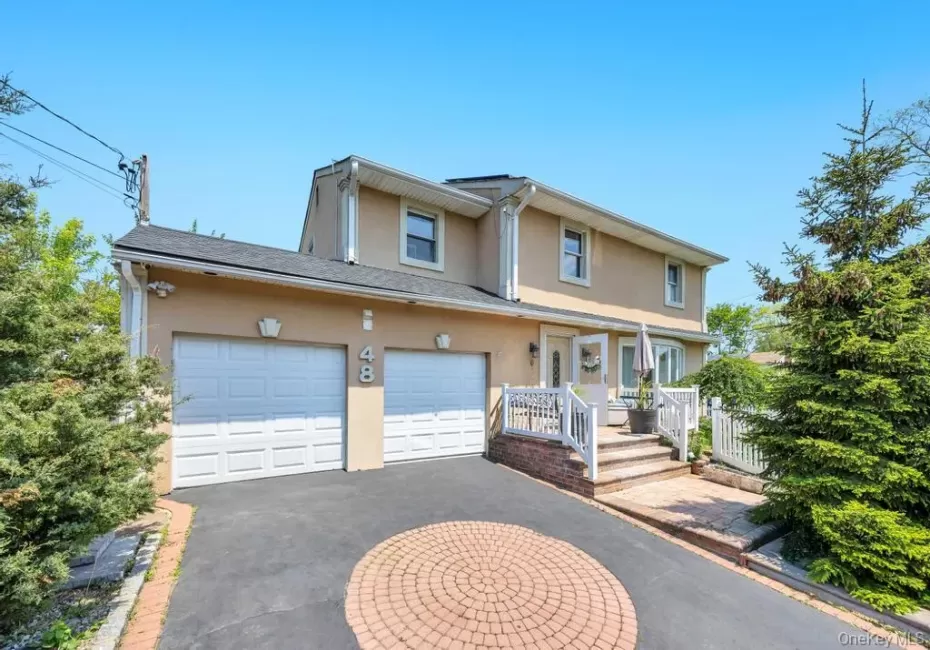 48 Grove Street, Oyster Bay, NY, 4 Bedrooms Bedrooms, 12 Rooms Rooms,4 BathroomsBathrooms,Residential,For Rent,Grove,0,1001111 48 Grove Street, Oyster Bay, NY, 4 Bedrooms Bedrooms, 12 Rooms Rooms,4 BathroomsBathrooms,Residential,For Rent,Grove,0,1001111