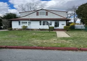 140 Texas Street, Babylon, NY, 3 Bedrooms Bedrooms, 6 Rooms Rooms,2 BathroomsBathrooms,Residential,For Rent,Texas,0,1001370 140 Texas Street, Babylon, NY, 3 Bedrooms Bedrooms, 6 Rooms Rooms,2 BathroomsBathrooms,Residential,For Rent,Texas,0,1001370