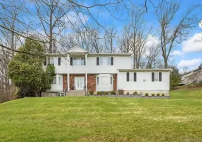 20 Algonquin Circle, Ramapo, NY, 7 Bedrooms Bedrooms, 18 Rooms Rooms,3 BathroomsBathrooms,Residential,For Rent,Algonquin,0,1001379 20 Algonquin Circle, Ramapo, NY, 7 Bedrooms Bedrooms, 18 Rooms Rooms,3 BathroomsBathrooms,Residential,For Rent,Algonquin,0,1001379