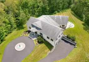 126 Old Hopewell Road, Wappinger, NY, 4 Bedrooms Bedrooms, 10 Rooms Rooms,3 BathroomsBathrooms,Residential,For Rent,Old Hopewell,0,KEY1001574 126 Old Hopewell Road, Wappinger, NY, 4 Bedrooms Bedrooms, 10 Rooms Rooms,3 BathroomsBathrooms,Residential,For Rent,Old Hopewell,0,KEY1001574