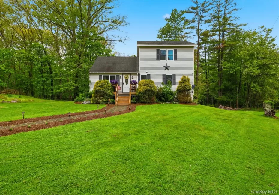 186 Cedar Hill Road, Marbletown, NY, 3 Bedrooms Bedrooms, 7 Rooms Rooms,2 BathroomsBathrooms,Residential,For Rent,Cedar Hill,0,KEY1001402 186 Cedar Hill Road, Marbletown, NY, 3 Bedrooms Bedrooms, 7 Rooms Rooms,2 BathroomsBathrooms,Residential,For Rent,Cedar Hill,0,KEY1001402