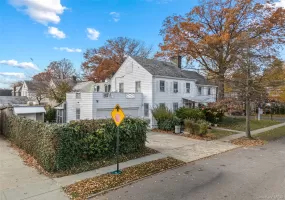 52-06 Bowne Street, New York, NY, 6 Bedrooms Bedrooms, 10 Rooms Rooms,4 BathroomsBathrooms,Residential,For Rent,Bowne,0,947445 52-06 Bowne Street, New York, NY, 6 Bedrooms Bedrooms, 10 Rooms Rooms,4 BathroomsBathrooms,Residential,For Rent,Bowne,0,947445