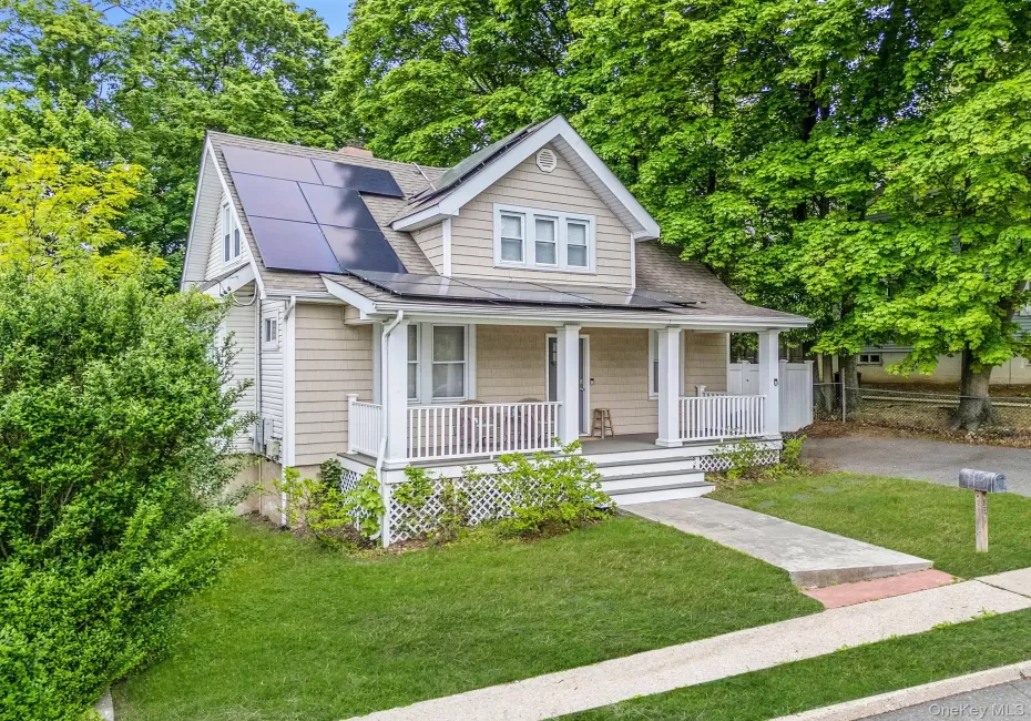 15 Northridge Street, Huntington, NY, 4 Bedrooms Bedrooms, 8 Rooms Rooms,3 BathroomsBathrooms,Residential,For Rent,Northridge,0,1000743 15 Northridge Street, Huntington, NY, 4 Bedrooms Bedrooms, 8 Rooms Rooms,3 BathroomsBathrooms,Residential,For Rent,Northridge,0,1000743
