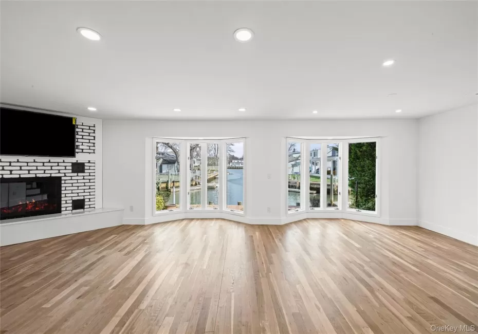 119 Alhambra Road, Oyster Bay, NY, 5 Bedrooms Bedrooms, 7 Rooms Rooms,3 BathroomsBathrooms,Residential,For Rent,Alhambra,0,1001978 119 Alhambra Road, Oyster Bay, NY, 5 Bedrooms Bedrooms, 7 Rooms Rooms,3 BathroomsBathrooms,Residential,For Rent,Alhambra,0,1001978