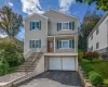 8 Davenport Street, Harrison, NY, 3 Bedrooms Bedrooms, 10 Rooms Rooms,2 BathroomsBathrooms,Residential Lease,For Rent,Davenport,0,999507 8 Davenport Street, Harrison, NY, 3 Bedrooms Bedrooms, 10 Rooms Rooms,2 BathroomsBathrooms,Residential Lease,For Rent,Davenport,0,999507
