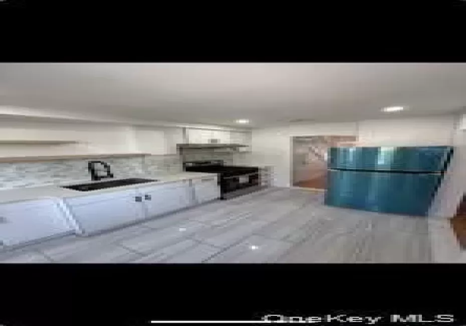 6125 Saunders Street, New York, NY, 5 Bedrooms Bedrooms, 8 Rooms Rooms,2 BathroomsBathrooms,Residential,For Rent,Saunders,0,1002017 6125 Saunders Street, New York, NY, 5 Bedrooms Bedrooms, 8 Rooms Rooms,2 BathroomsBathrooms,Residential,For Rent,Saunders,0,1002017
