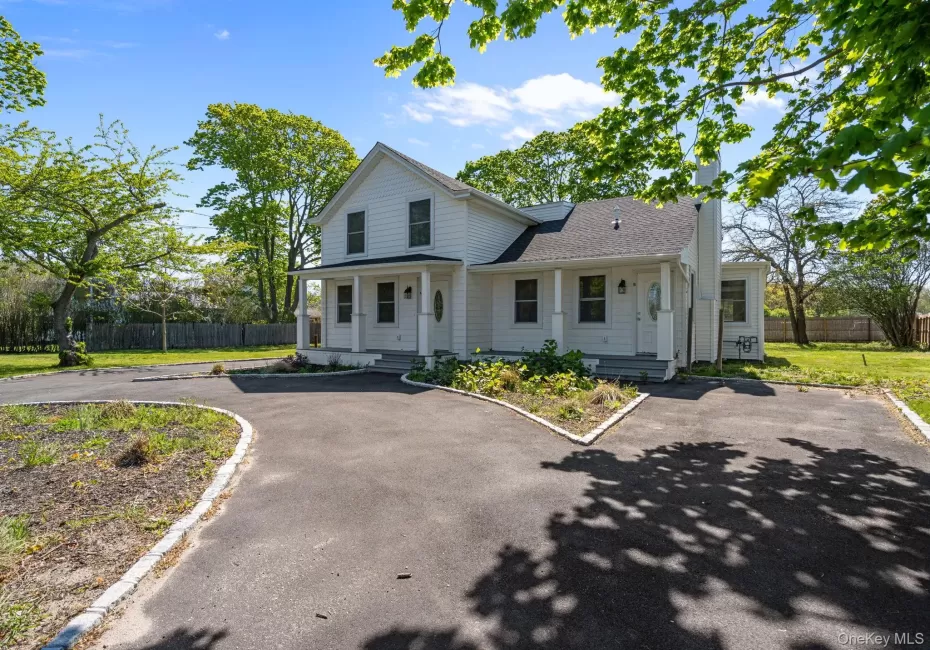 7600 Main Road, Southold, NY, 1 Bedroom Bedrooms, 3 Rooms Rooms,1 BathroomBathrooms,Residential Lease,For Rent,Main,0,1002145 7600 Main Road, Southold, NY, 1 Bedroom Bedrooms, 3 Rooms Rooms,1 BathroomBathrooms,Residential Lease,For Rent,Main,0,1002145