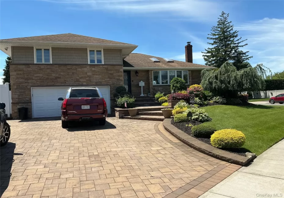 909 Berkshire Drive, Hempstead, NY, 3 Bedrooms Bedrooms, 7 Rooms Rooms,3 BathroomsBathrooms,Residential,For Rent,Berkshire,0,KEY999206 909 Berkshire Drive, Hempstead, NY, 3 Bedrooms Bedrooms, 7 Rooms Rooms,3 BathroomsBathrooms,Residential,For Rent,Berkshire,0,KEY999206
