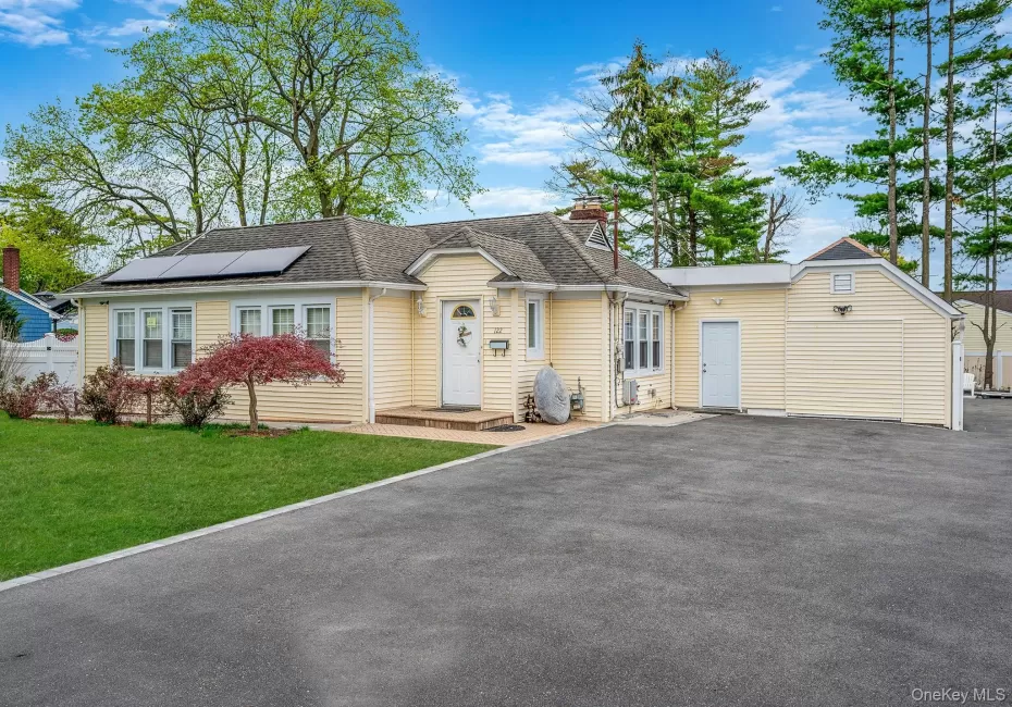 122 Mc Kinley Street, Islip, NY, 5 Bedrooms Bedrooms, 9 Rooms Rooms,3 BathroomsBathrooms,Residential,For Rent,Mc Kinley,0,985309 122 Mc Kinley Street, Islip, NY, 5 Bedrooms Bedrooms, 9 Rooms Rooms,3 BathroomsBathrooms,Residential,For Rent,Mc Kinley,0,985309