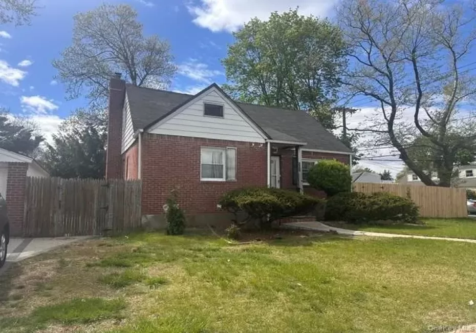 460 Chester st, Hempstead, NY, 3 Bedrooms Bedrooms, 4 Rooms Rooms,1 BathroomBathrooms,Residential Lease,For Rent,Chester st,0,1002605 460 Chester st, Hempstead, NY, 3 Bedrooms Bedrooms, 4 Rooms Rooms,1 BathroomBathrooms,Residential Lease,For Rent,Chester st,0,1002605