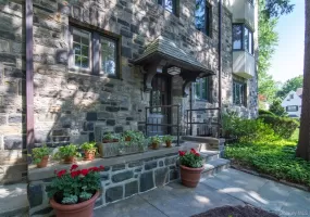 11 Beechtree Lane, Eastchester, NY, 1 Bedroom Bedrooms, 3 Rooms Rooms,1 BathroomBathrooms,Residential,For Rent,Beechtree,0,1000358 11 Beechtree Lane, Eastchester, NY, 1 Bedroom Bedrooms, 3 Rooms Rooms,1 BathroomBathrooms,Residential,For Rent,Beechtree,0,1000358