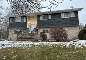33 Dallas Drive, Blooming Grove, NY, 4 Bedrooms Bedrooms, 8 Rooms Rooms,1 BathroomBathrooms,Residential,For Rent,Dallas,0,KEY942021 33 Dallas Drive, Blooming Grove, NY, 4 Bedrooms Bedrooms, 8 Rooms Rooms,1 BathroomBathrooms,Residential,For Rent,Dallas,0,KEY942021