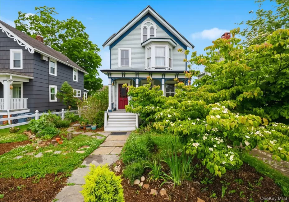 186 Main Street, Cornwall, NY, 2 Bedrooms Bedrooms, 7 Rooms Rooms,2 BathroomsBathrooms,Residential,For Rent,Main,0,1000669 186 Main Street, Cornwall, NY, 2 Bedrooms Bedrooms, 7 Rooms Rooms,2 BathroomsBathrooms,Residential,For Rent,Main,0,1000669