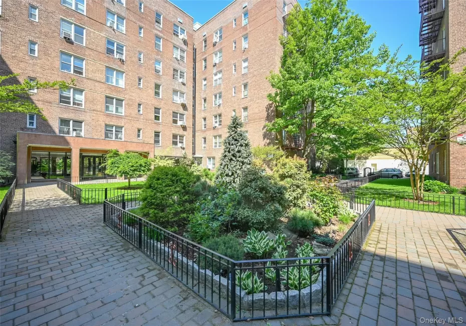 105-25 65th Avenue, New York, NY, 2 Bedrooms Bedrooms, 3 Rooms Rooms,1 BathroomBathrooms,Residential Lease,For Rent,65th,0,1002938 105-25 65th Avenue, New York, NY, 2 Bedrooms Bedrooms, 3 Rooms Rooms,1 BathroomBathrooms,Residential Lease,For Rent,65th,0,1002938