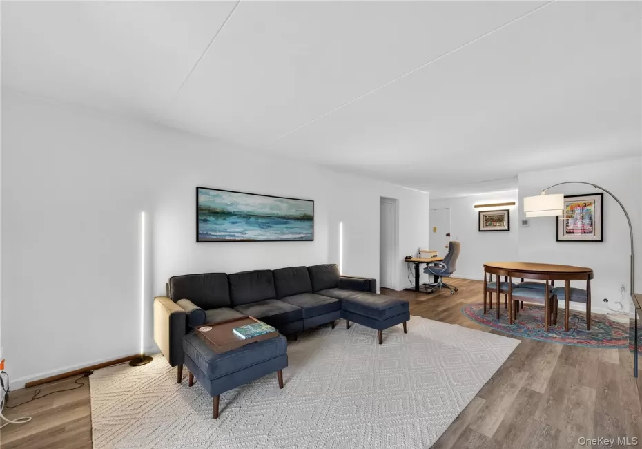 100 Clinton Avenue, Hempstead, NY, 1 Bedroom Bedrooms, 3 Rooms Rooms,1 BathroomBathrooms,Residential,For Rent,Clinton,0,1003072 100 Clinton Avenue, Hempstead, NY, 1 Bedroom Bedrooms, 3 Rooms Rooms,1 BathroomBathrooms,Residential,For Rent,Clinton,0,1003072
