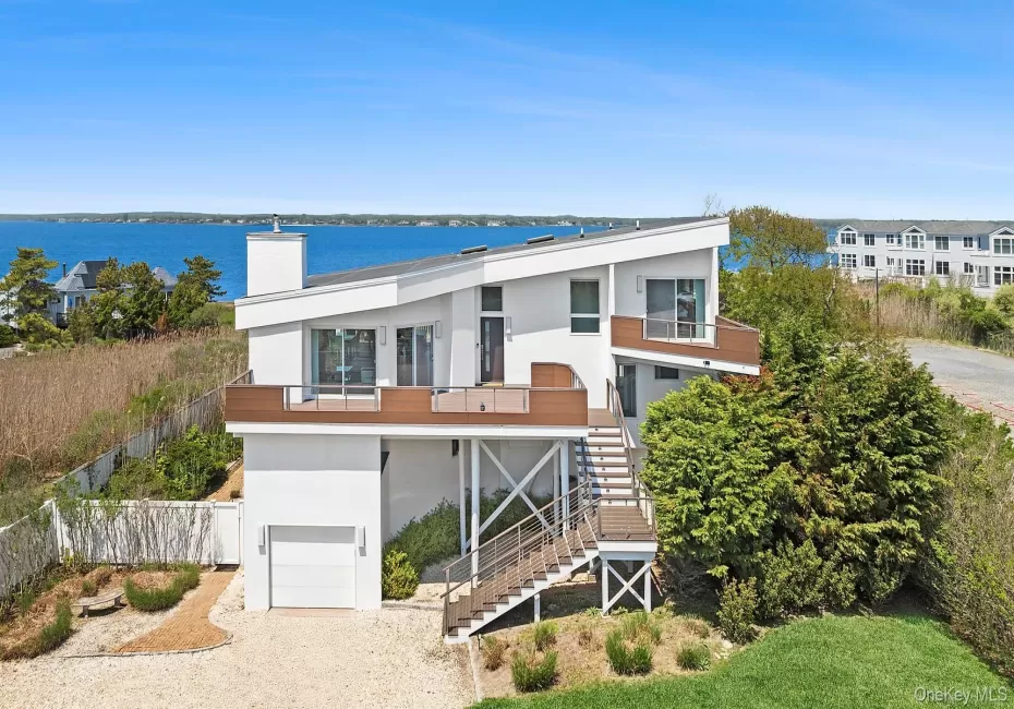 588 Dune Road, Southampton, NY, 4 Bedrooms Bedrooms, 8 Rooms Rooms,3 BathroomsBathrooms,Residential Lease,For Rent,Dune,0,KEY1002653 588 Dune Road, Southampton, NY, 4 Bedrooms Bedrooms, 8 Rooms Rooms,3 BathroomsBathrooms,Residential Lease,For Rent,Dune,0,KEY1002653