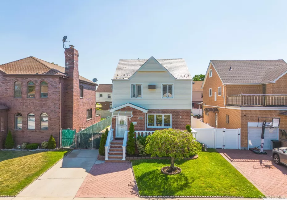 76-11 173rd Street, New York, NY, 3 Bedrooms Bedrooms, 7 Rooms Rooms,1 BathroomBathrooms,Residential,For Rent,173rd,0,1002907 76-11 173rd Street, New York, NY, 3 Bedrooms Bedrooms, 7 Rooms Rooms,1 BathroomBathrooms,Residential,For Rent,173rd,0,1002907