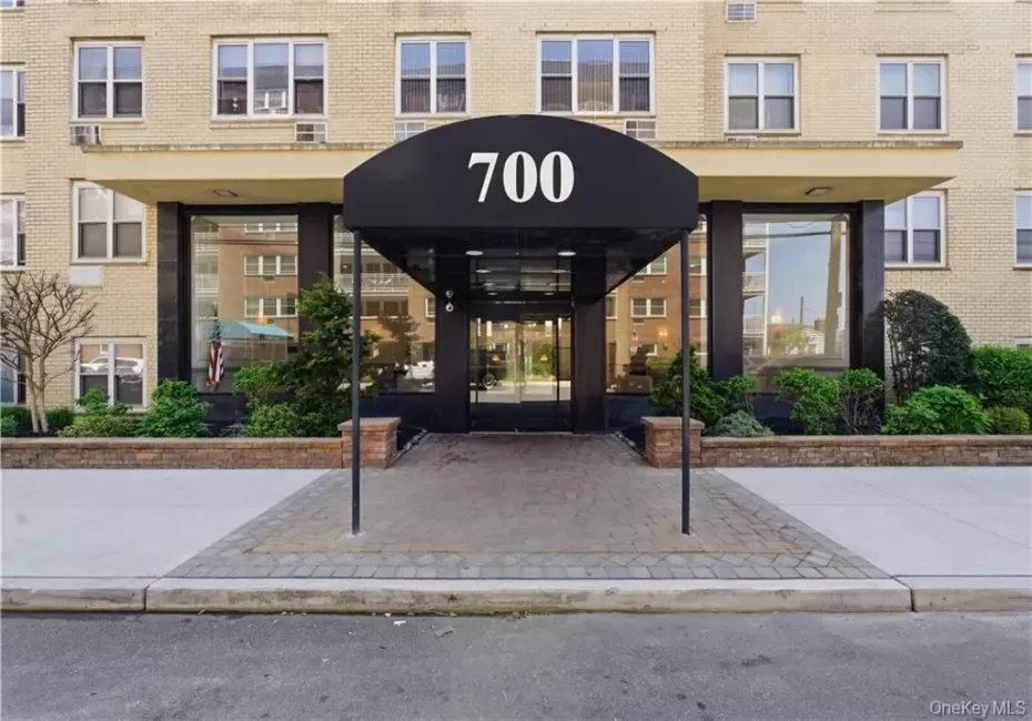 700 Shore Road, Long Beach, NY, 1 Bedroom Bedrooms, 3 Rooms Rooms,1 BathroomBathrooms,Residential,For Rent,Shore,0,KEY1003136 700 Shore Road, Long Beach, NY, 1 Bedroom Bedrooms, 3 Rooms Rooms,1 BathroomBathrooms,Residential,For Rent,Shore,0,KEY1003136