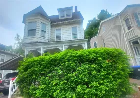 238 Church Street, Poughkeepsie, NY, 2 Rooms Rooms,1 BathroomBathrooms,Residential Lease,For Rent,Church,0,1003158 238 Church Street, Poughkeepsie, NY, 2 Rooms Rooms,1 BathroomBathrooms,Residential Lease,For Rent,Church,0,1003158